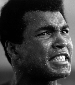 Мохаммед Али отказался принимать присягу